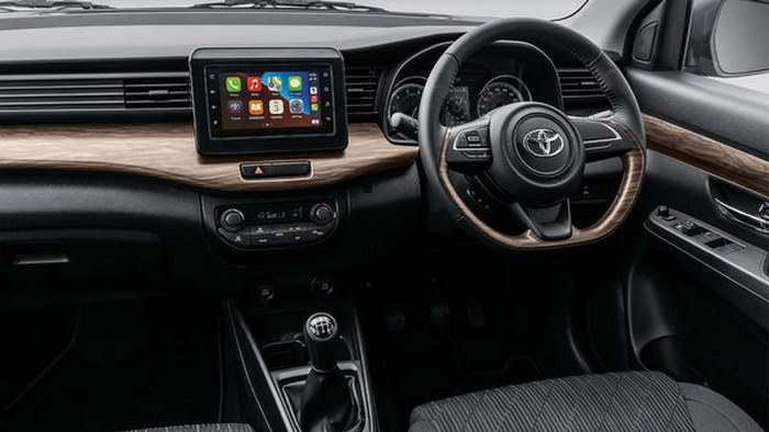 Toyota Rumion - Interior Dashboard
