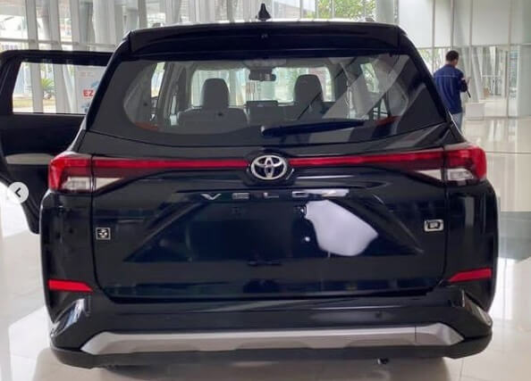 LMPV baru - Tampak Belakang