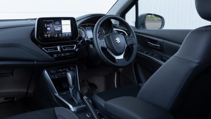 Interior Compact Crossover 2022