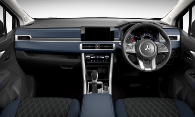 Interior New Xpander Cross - Dashboard Lebih Gagah
