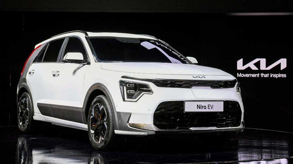 Kia Niro HEV generasi baru diperkenalkan di Seoul Motor Show 2021