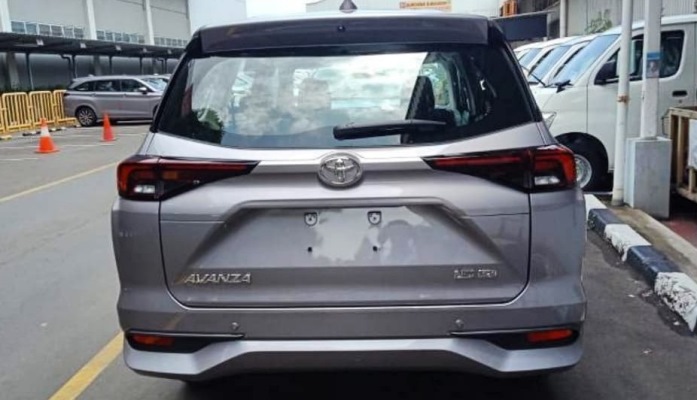 Toyota Avanza 2022 - Tampak Belakang