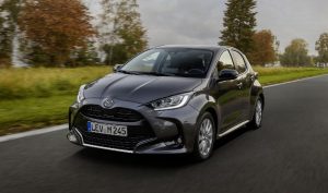 Mazda 2 Generasi Baru adalah Kembaran Toyota Yaris Hatchback