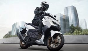 All New Honda Vario 160 Tantang Yamaha Aerox dengan Mesin Baru dan Bodi Besar Berotot
