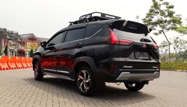 Modifikasi New Xpander 2022 ala SUV - belakang samping