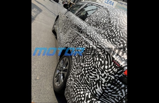 Penampakan Samping Kijang Innova Next-gen di India