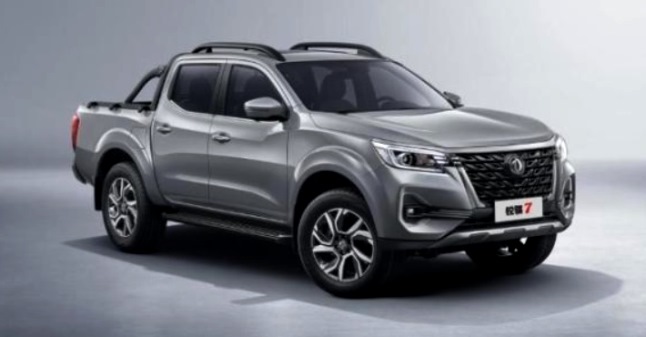 Ruiqi 7 - Tiruan Nissan Navara dari China