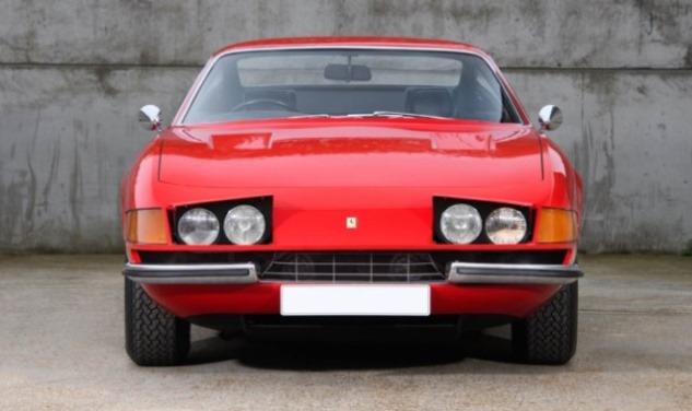 Mobil berwajah sedih - Ferrari Testarossa