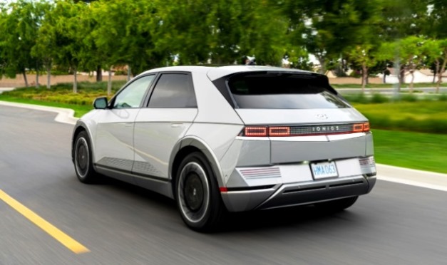 Hyundai IONIQ 5 - Car of the Year 2022