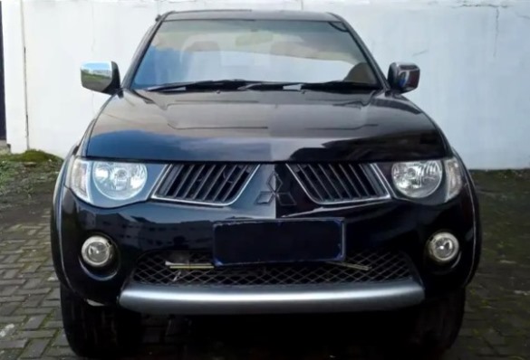 Mitsubishi Triton 2008