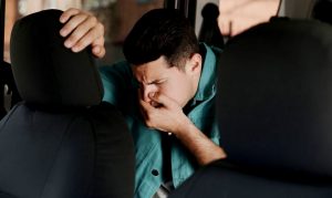 7 Tips Cegah Mabuk Perjalanan saat Mudik dengan Mobil