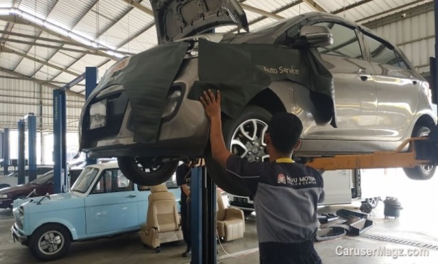 Cek Kaki-kaki Mobil di Bengkel