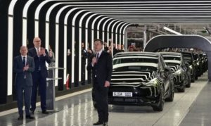 Tesla Capai Produksi 1.000 Unit per Pekan untuk Model Y di Gigafactory Berlin Jerman