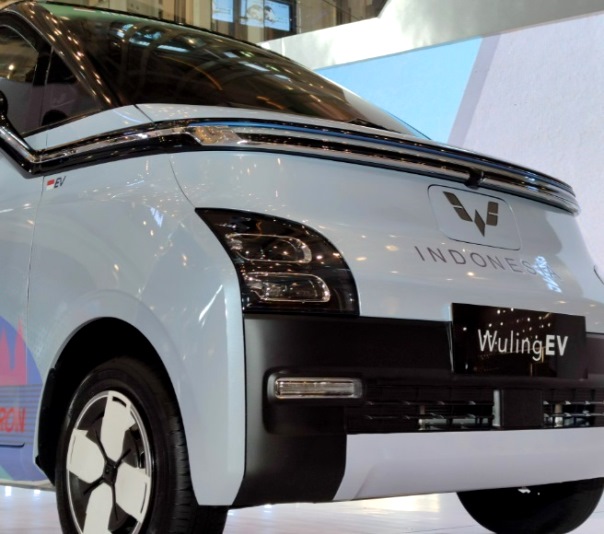 Lampu mobil listrik Wuling