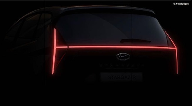 Teaser Hyundai Stargazer - Tampak Belakang