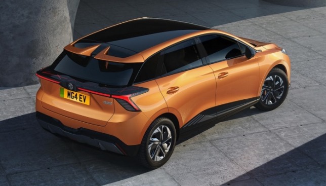 Crossover Listrik Pertama MG - Tampak Belakang