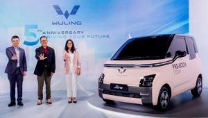 Harga Wuling Air EV Ternyata Selevel Low SUV 7-Seater, Raize dan Avanza Kalah Mahal!