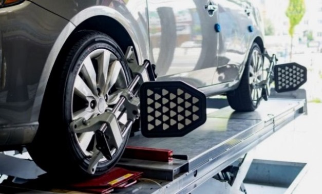 Spooring Ban untuk Keseimbangan Roda Mobil