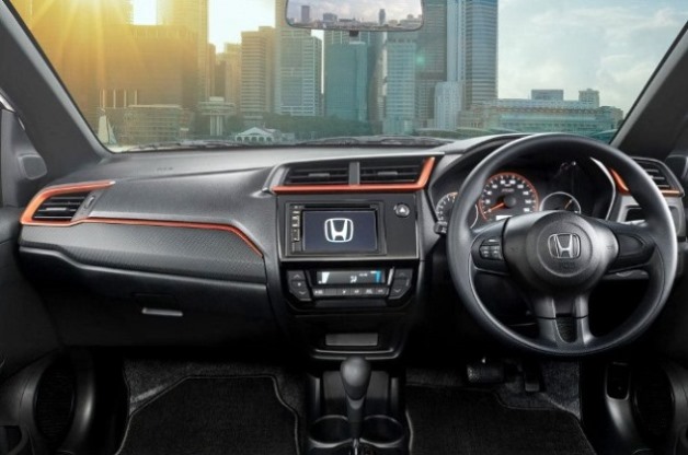 Interior Honda Brio 2022 - RS