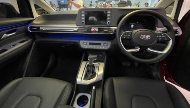 Interior Stargazer yang terasa mewah