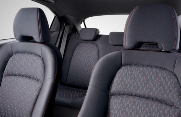 Kursi Honda Honda Brio yang empuk