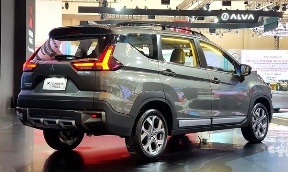 Xpander Cross Facelift - di GIIAS 2022