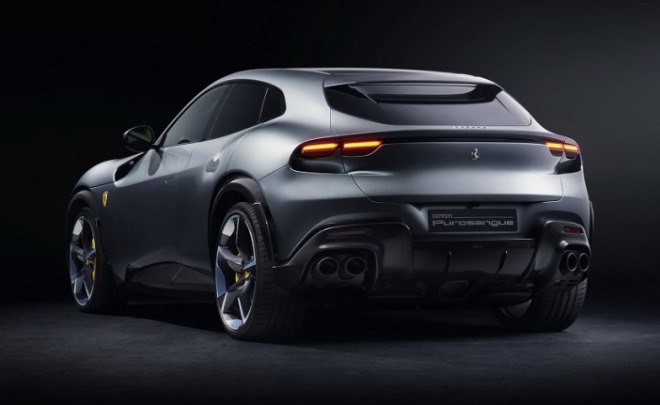 Ferrari Purosangue - tampak belakang