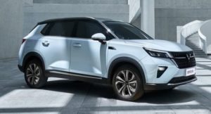 SUV Hybrid Wuling Mewah Ini Berharga Lebih Murah dari Avanza, Cuma Rp 200 Jutaan