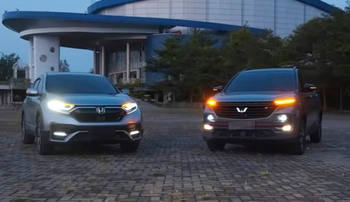 Rivalitas CR-V vs Almaz - Tidak nyata di dunia nyata