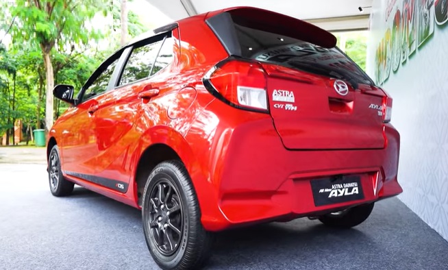 LCGC 2023 - Tampak Belakang