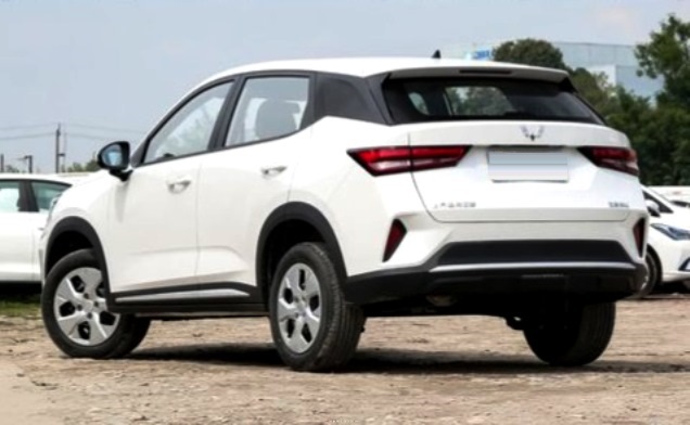 Compact SUV China termurah - Tampak Belakang