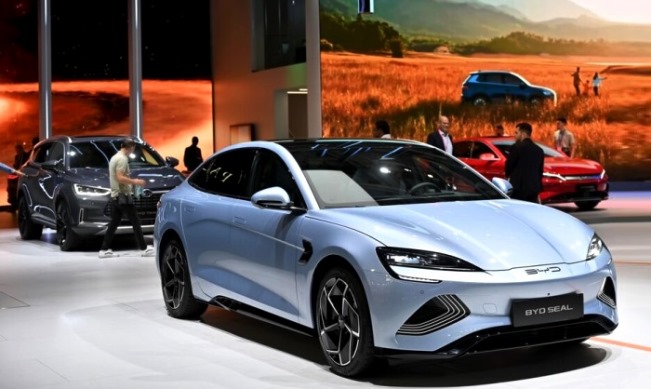 China salib Jepang sebagai eksportir mobil terbesar dunia