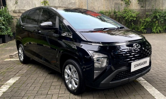 Hyundai Stargazer tipe Terendah - Active 2023