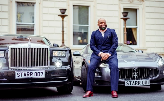 Laki-laki dalam Paradoks Mobil